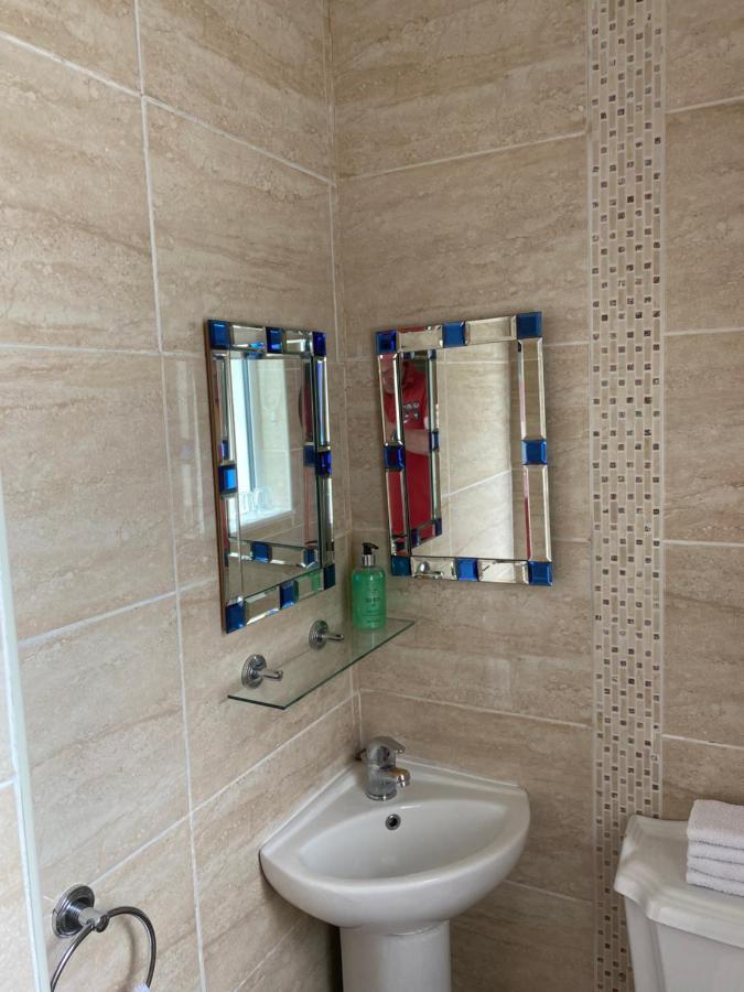 Clonmore Lodge B&B Quilty Buitenkant foto