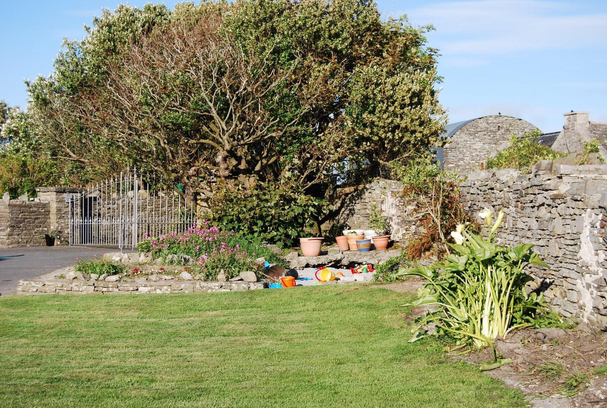 Clonmore Lodge B&B Quilty Buitenkant foto